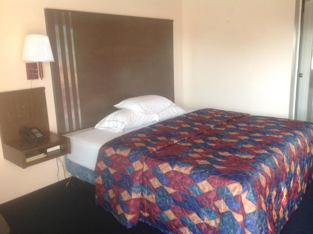 Classic Inn Early Ngoại thất bức ảnh